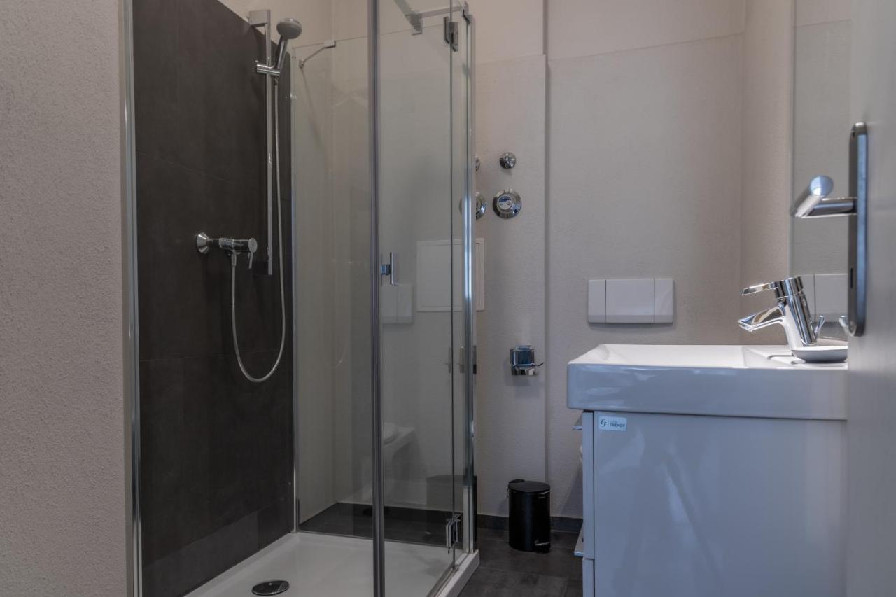 Strandnahe 2-Raum-Ferienwohnung Im Zentrum - Residenz Strandeck Fewo 02 Goehren  Extérieur photo